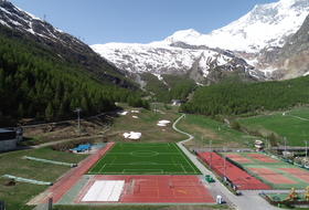 Rénovation d'un terrain de football Saas Fee